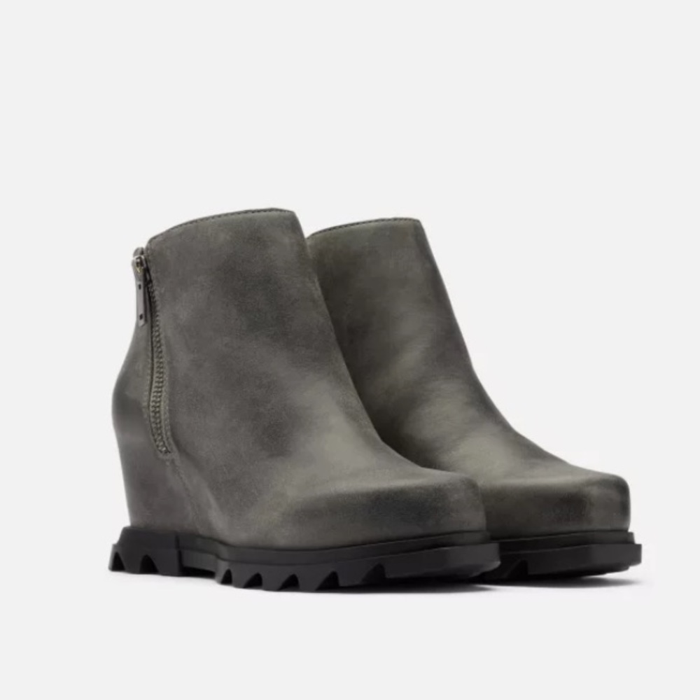 SOREL NWT Joan Of Arctic Wedge Bootie